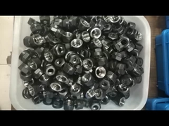 ER NUT को क्लैंप करना